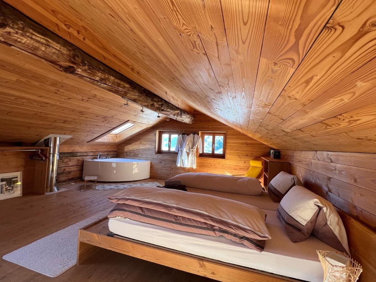 Chalet Biene - Swiss Alp Chalet With Sauna And Jacuzzi Ulrichen Exterior photo