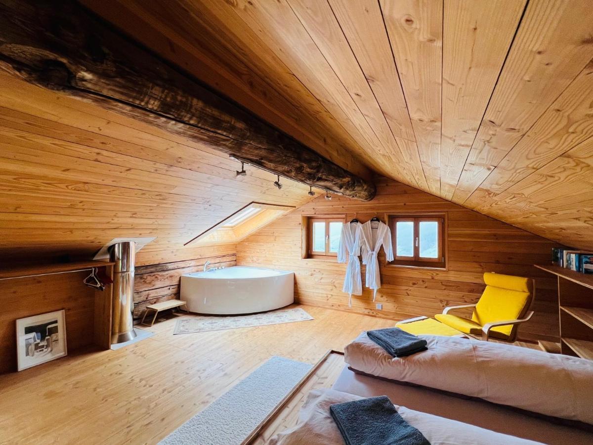 Chalet Biene - Swiss Alp Chalet With Sauna And Jacuzzi Ulrichen Exterior photo