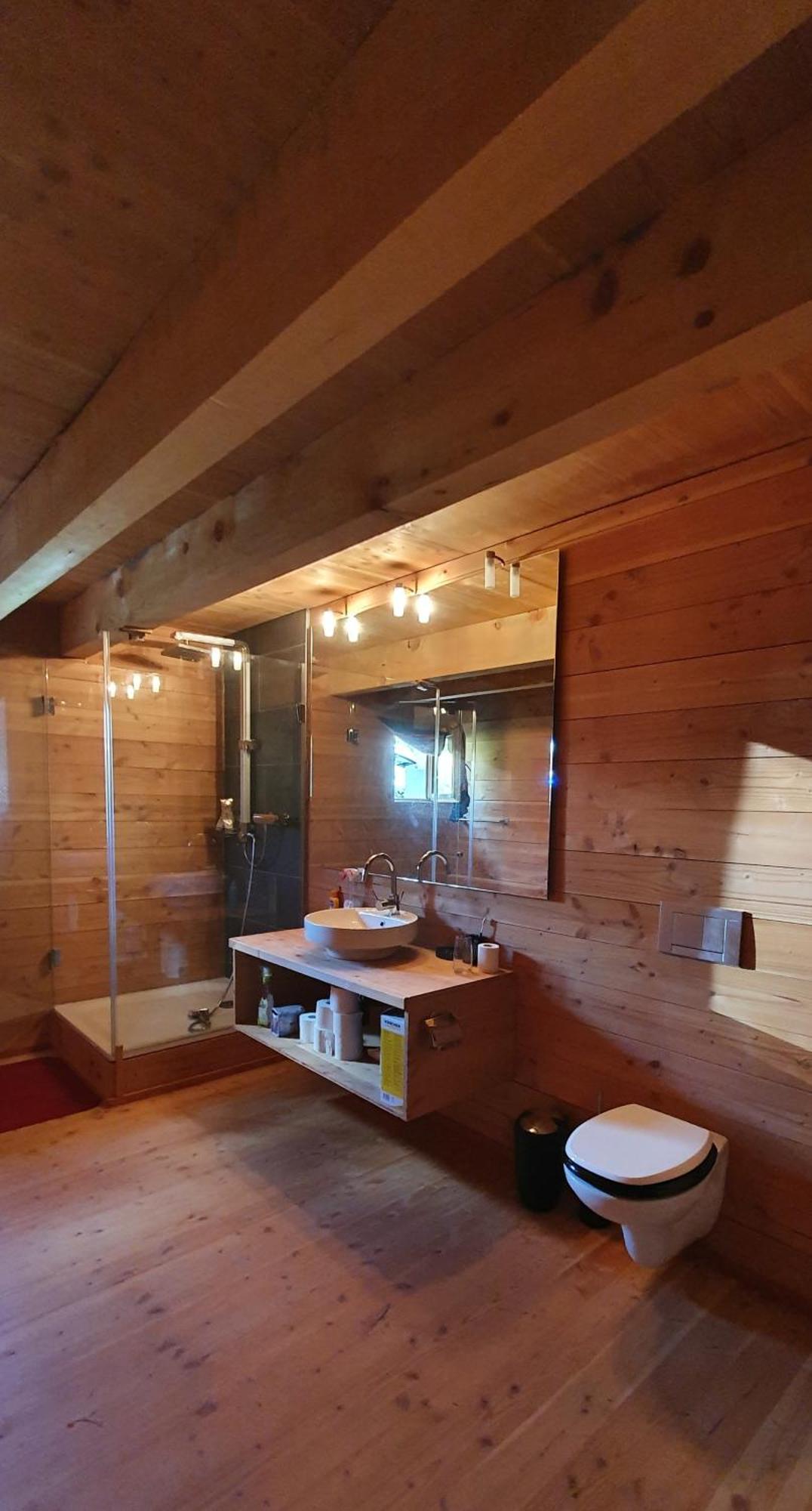Chalet Biene - Swiss Alp Chalet With Sauna And Jacuzzi Ulrichen Room photo